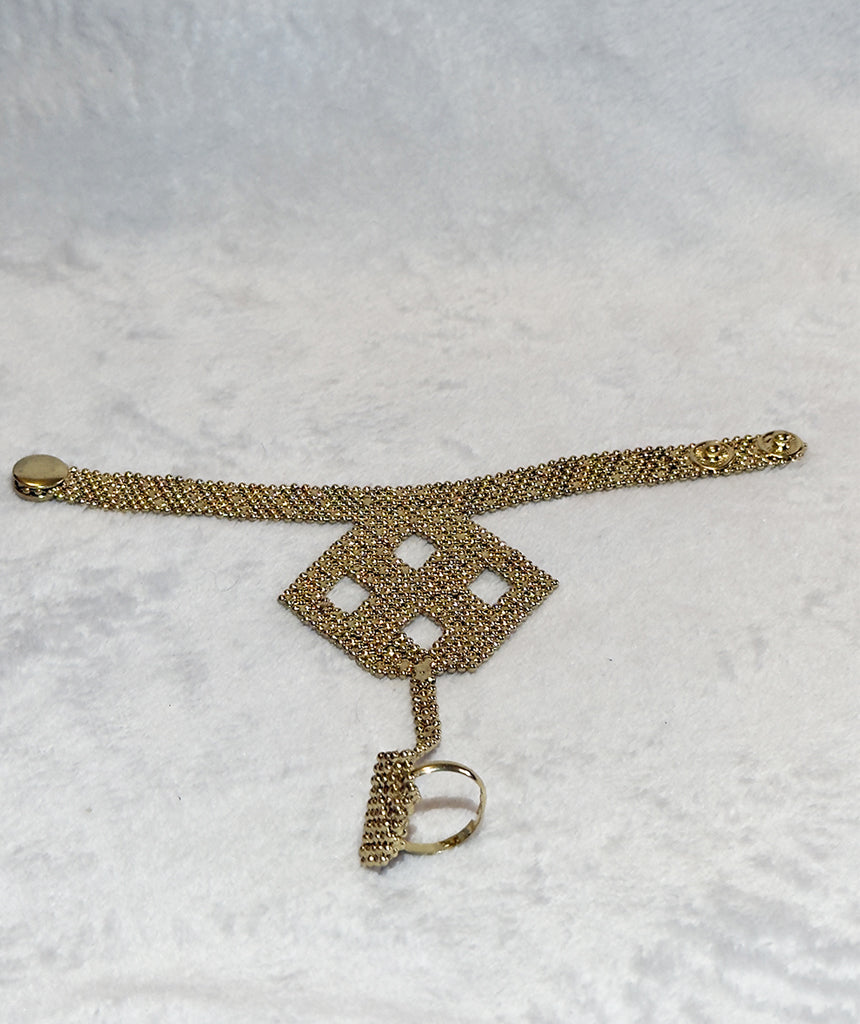 Cuffed Hex Chainmail Hand Harness