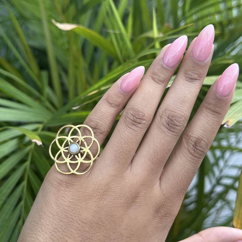 Labyrinth Stone Ring