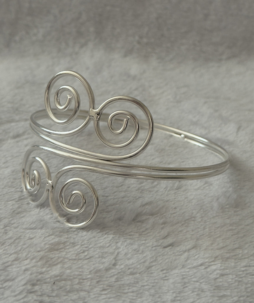 Leo Arm Cuff