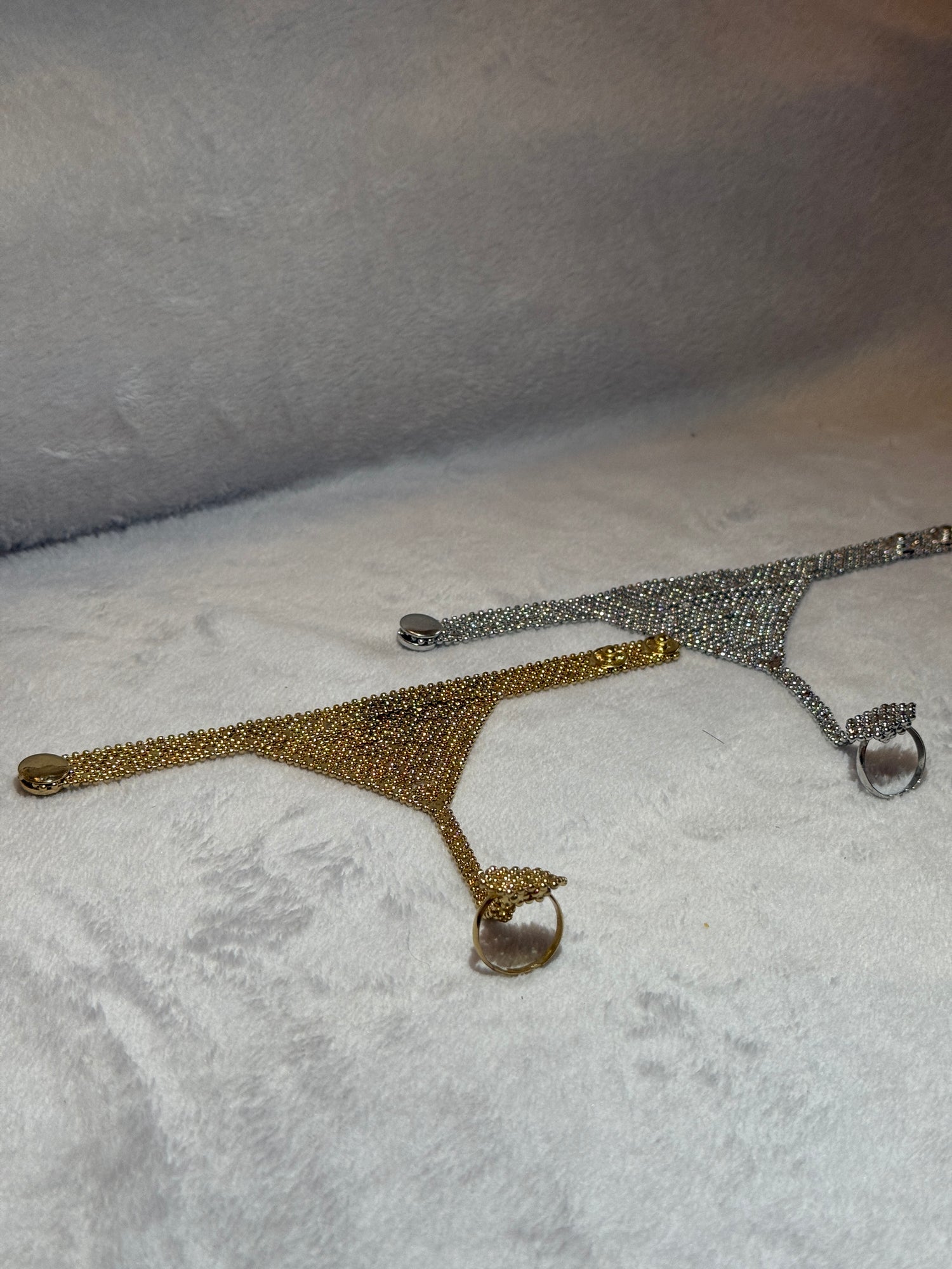 Triangle Chainmail Hand Harness