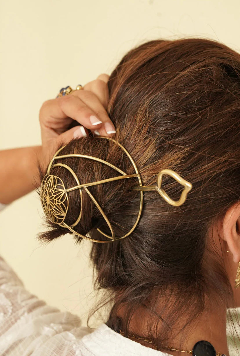 Elegant Geometric Gold Hair Bun Clip – Handmade Artisan Hair Accessory