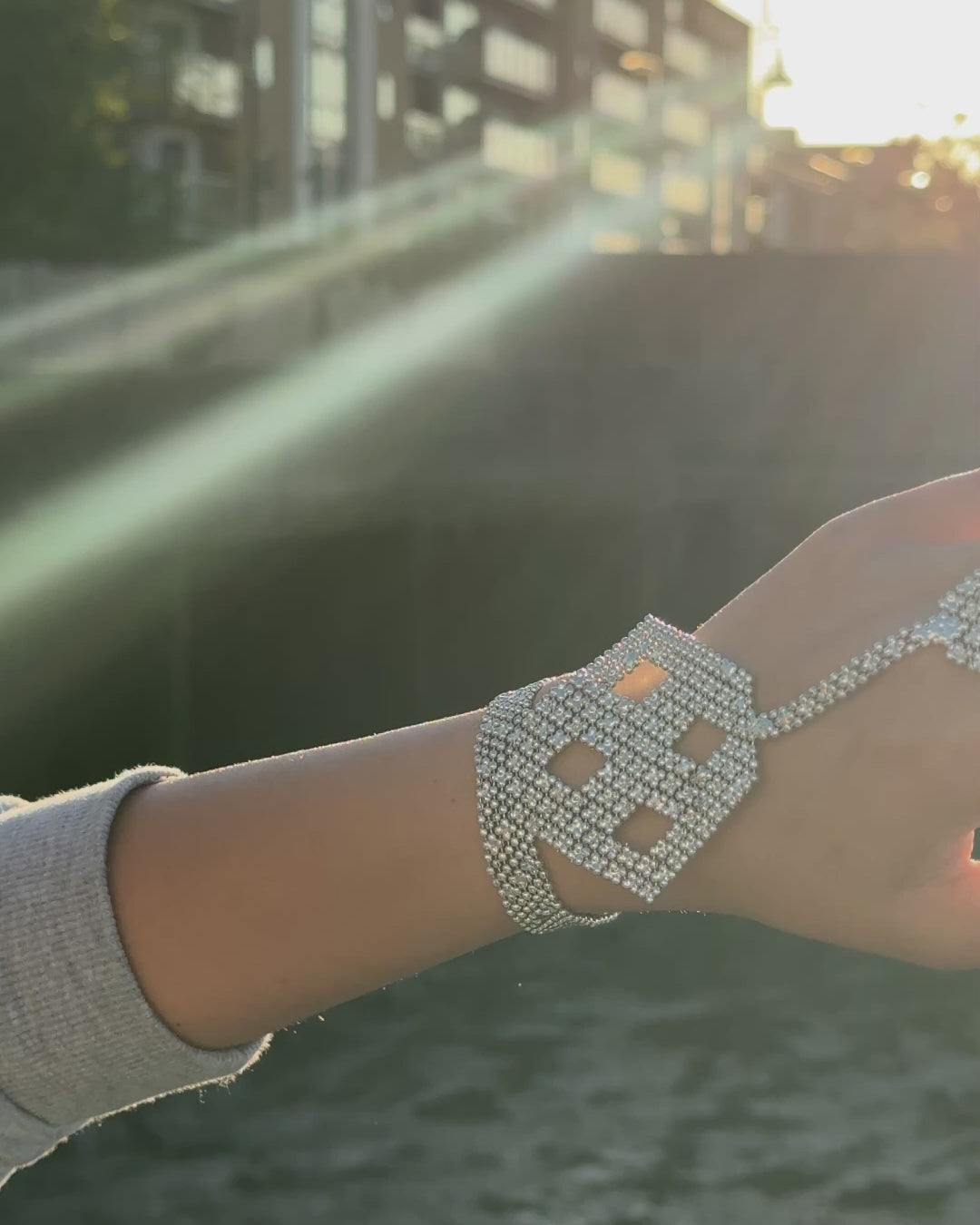 Cuffed Hex Chainmail Hand Harness