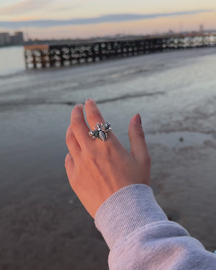 Bee Ring