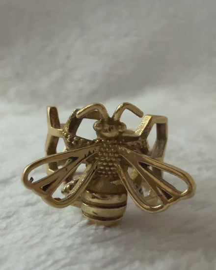 Bee Ring Adjustable