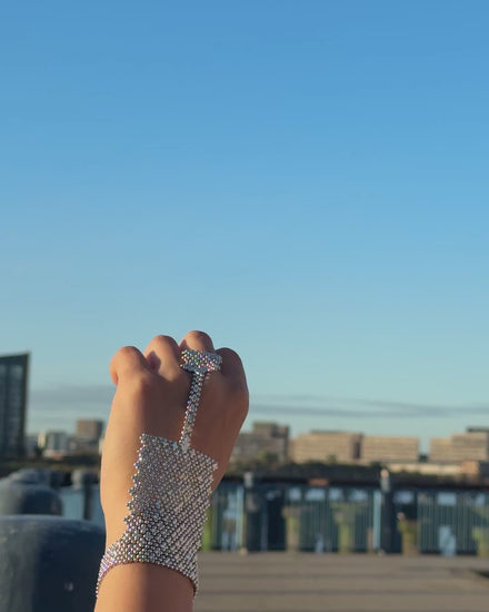 Chainmail Hand Harness