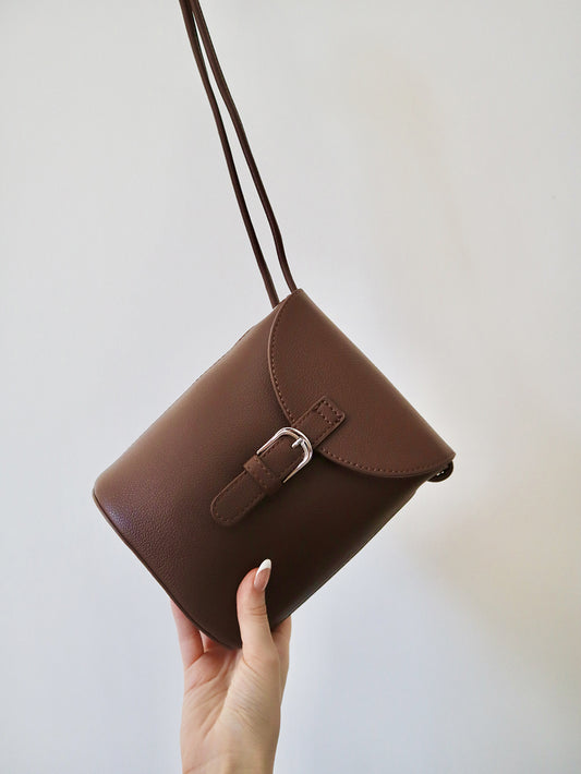 Brown Small Front Buckle Grip Bag