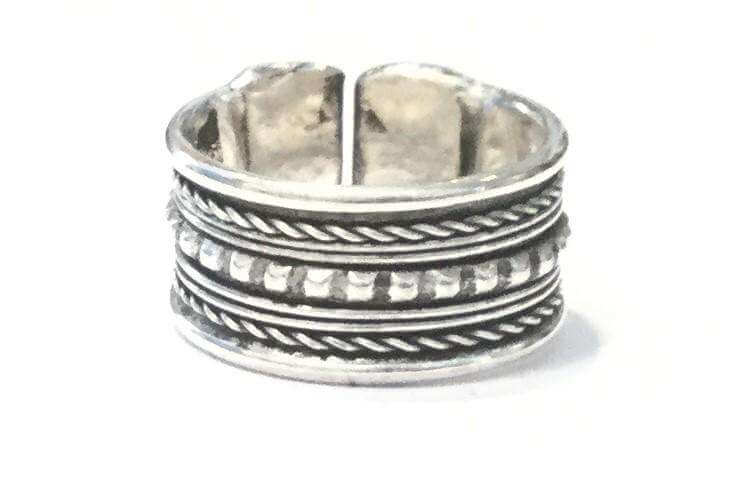 Chain Design Ring