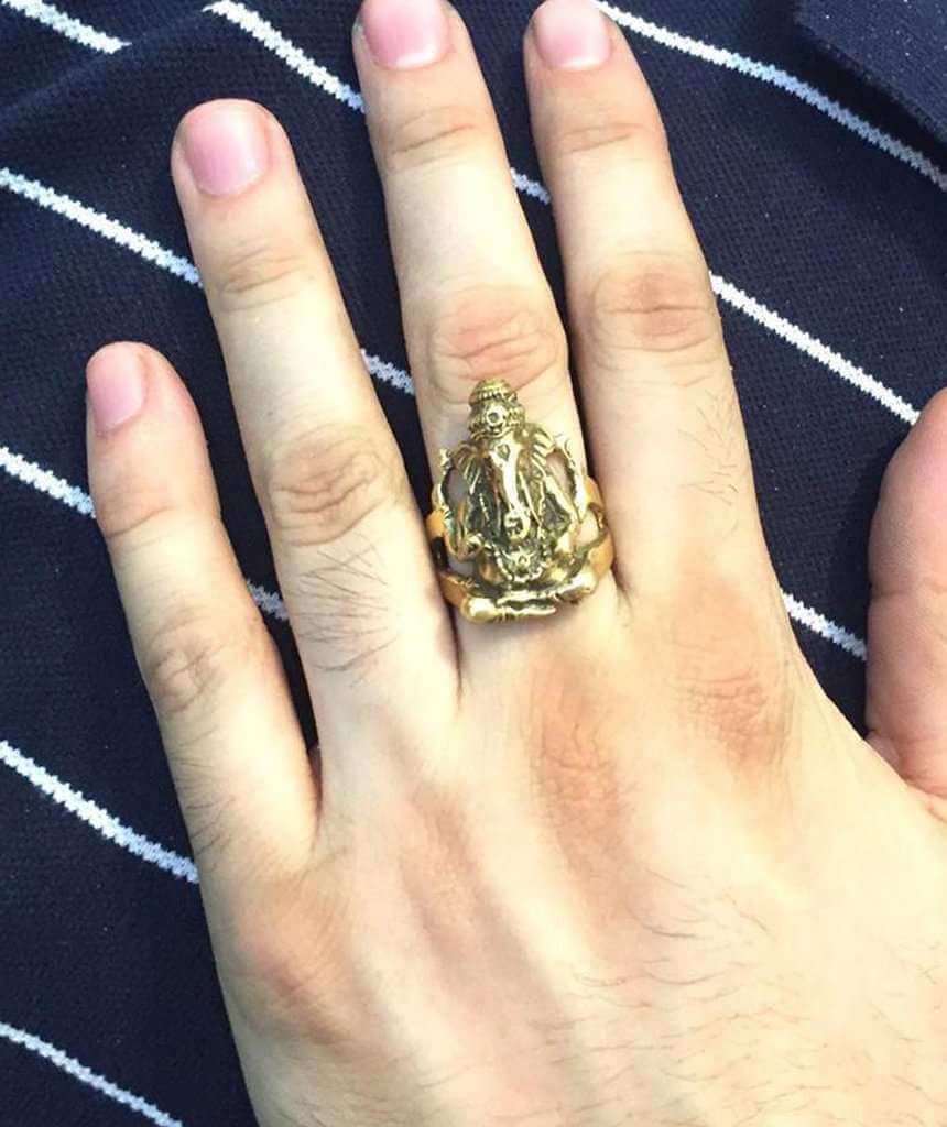 Chunky Ganesha Ring Gold
