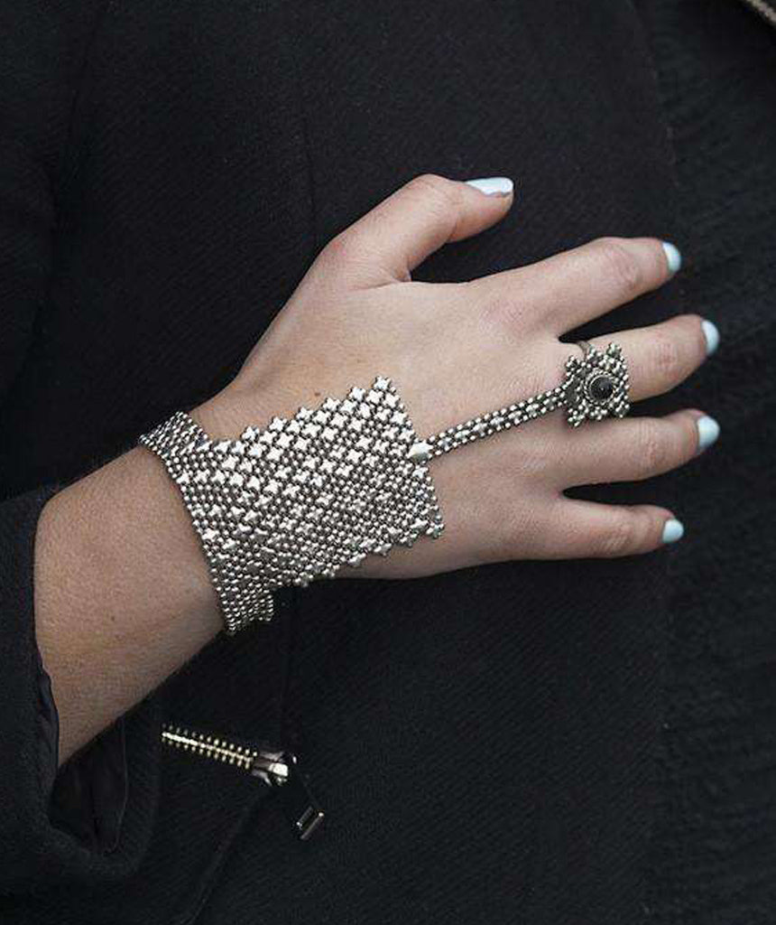 Cuffed Rectangle Chainmail Hand Harness