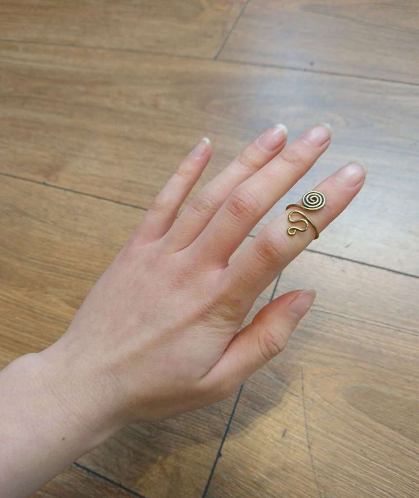 Cursive Amulet Ring Adjustable