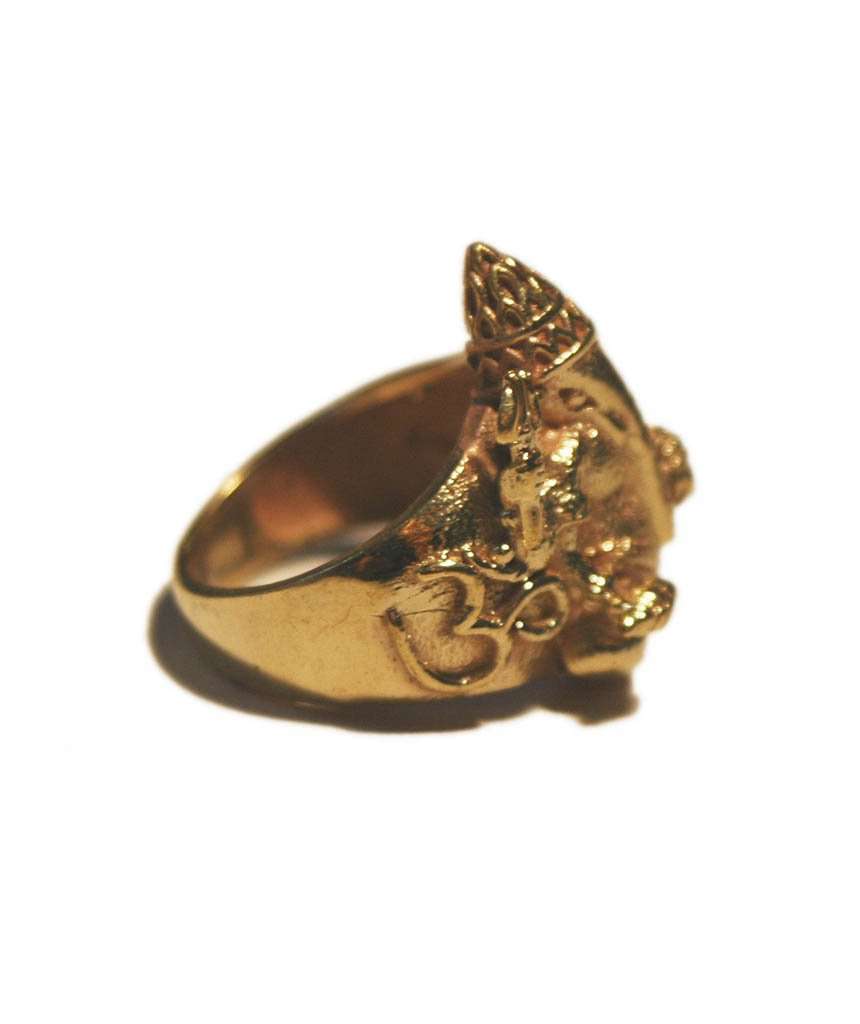 Gold Engraved Ganesh Ring