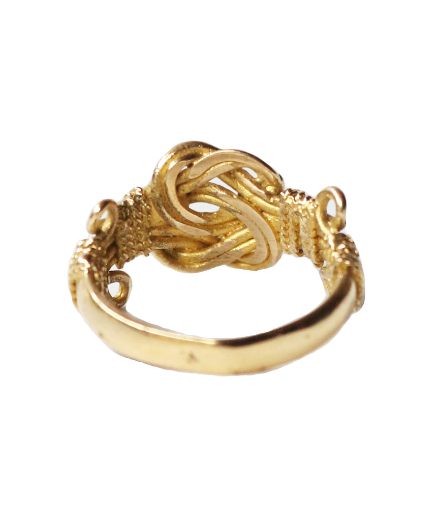 Gold Knotted Ring 