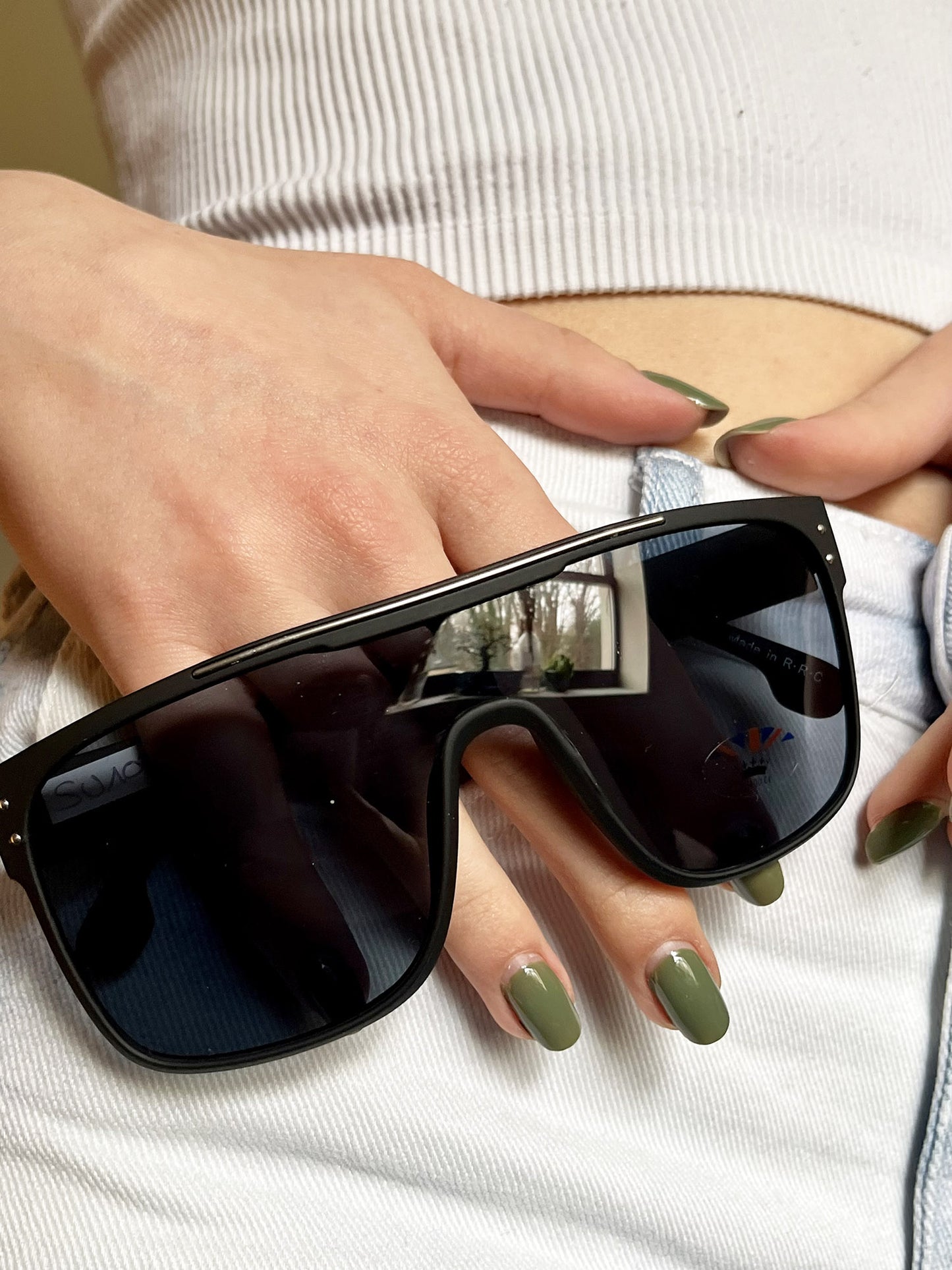 Grey Oversized Rectangular Sunglasses