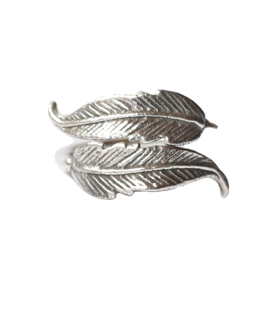 Double Feather Ring