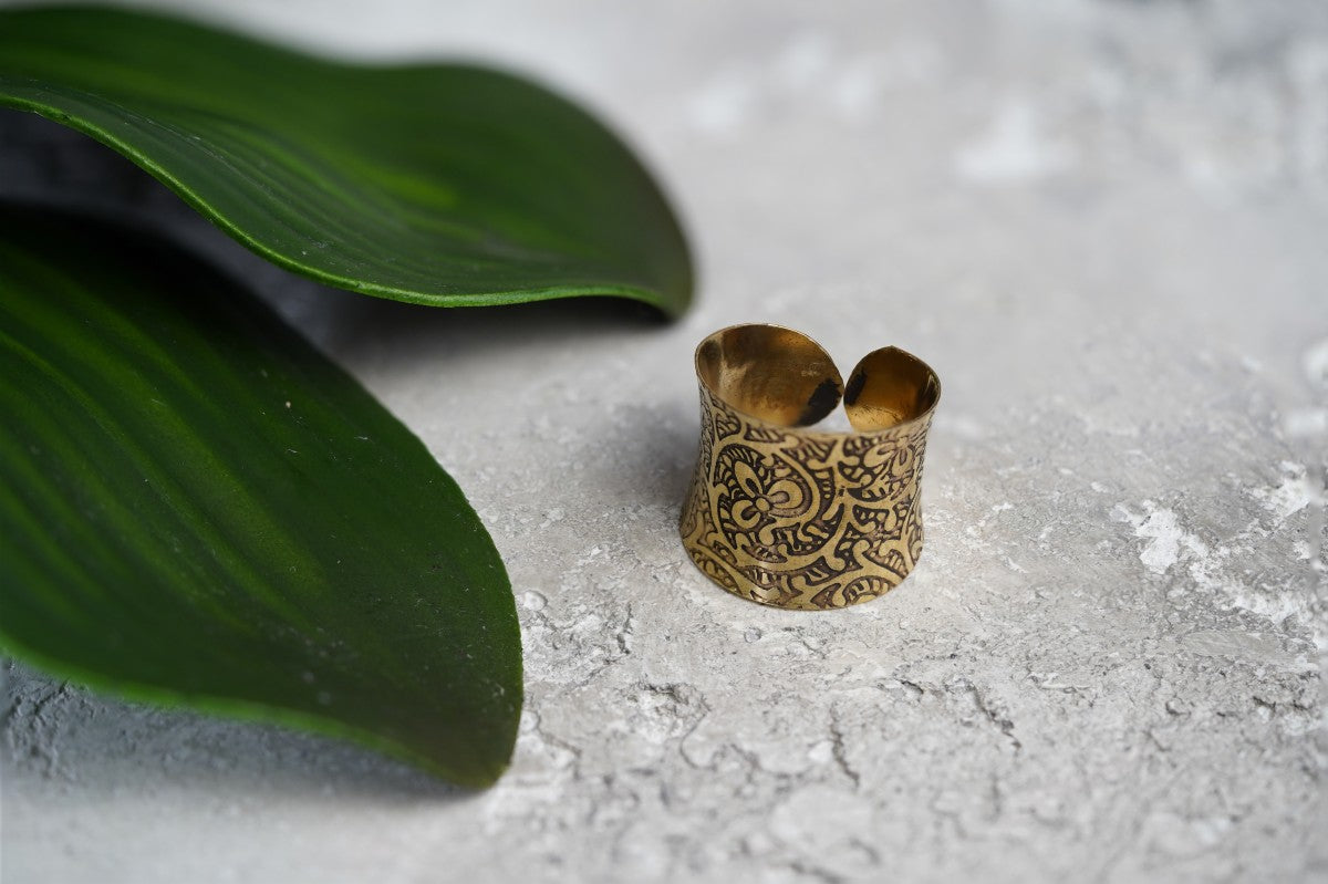 Engraved Ring