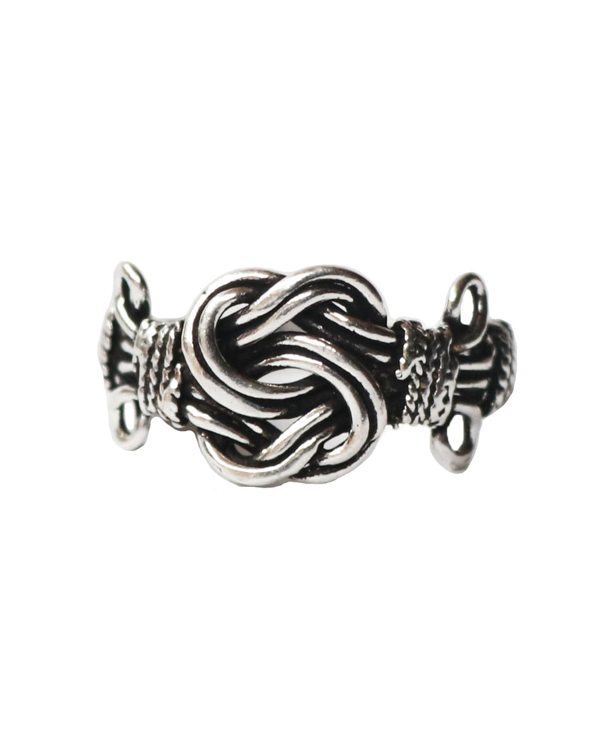 Silver Knotted Ring 