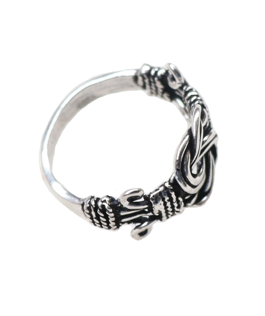 Silver Knotted Ring 