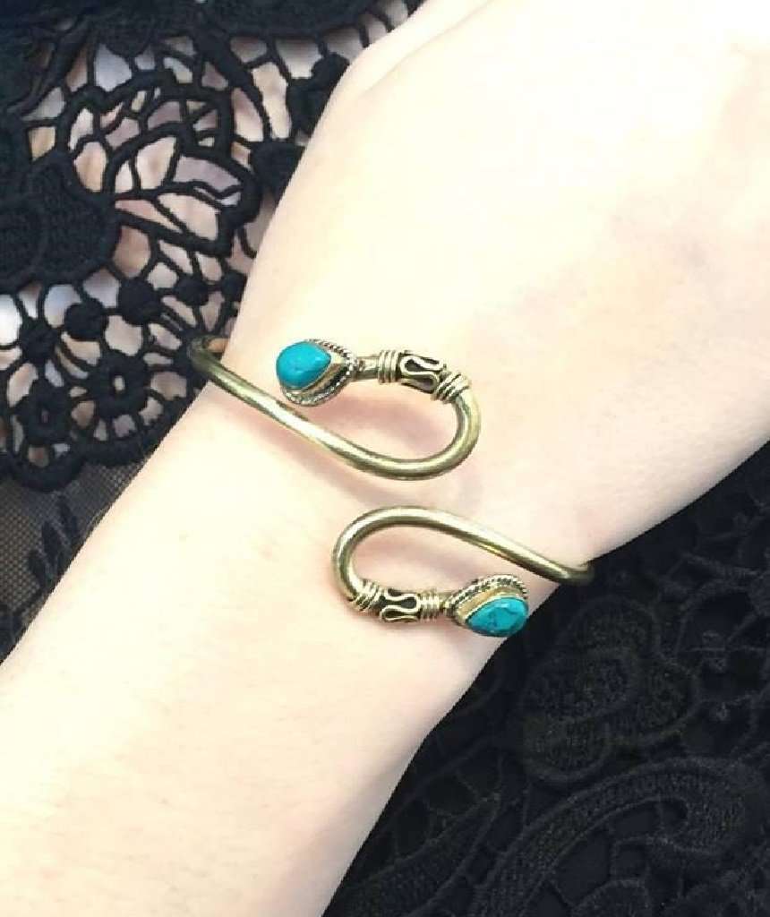 Double S-Stone Bangle Bracelet